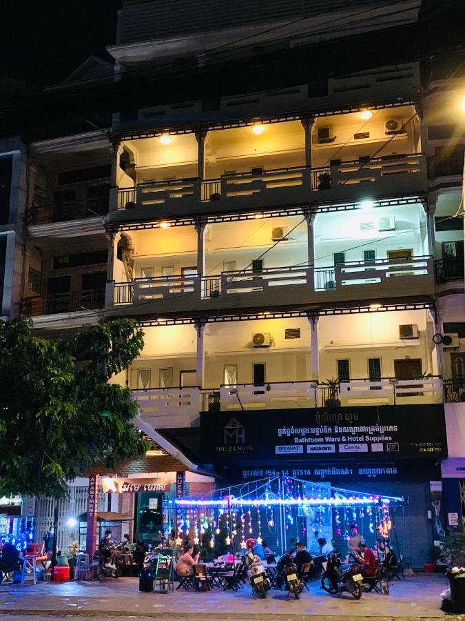 Aime House & Niisaii Apartment Phnom-Penh Buitenkant foto